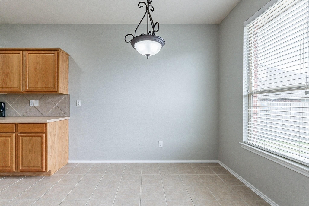 8817 Noontide Drive - Photo 10