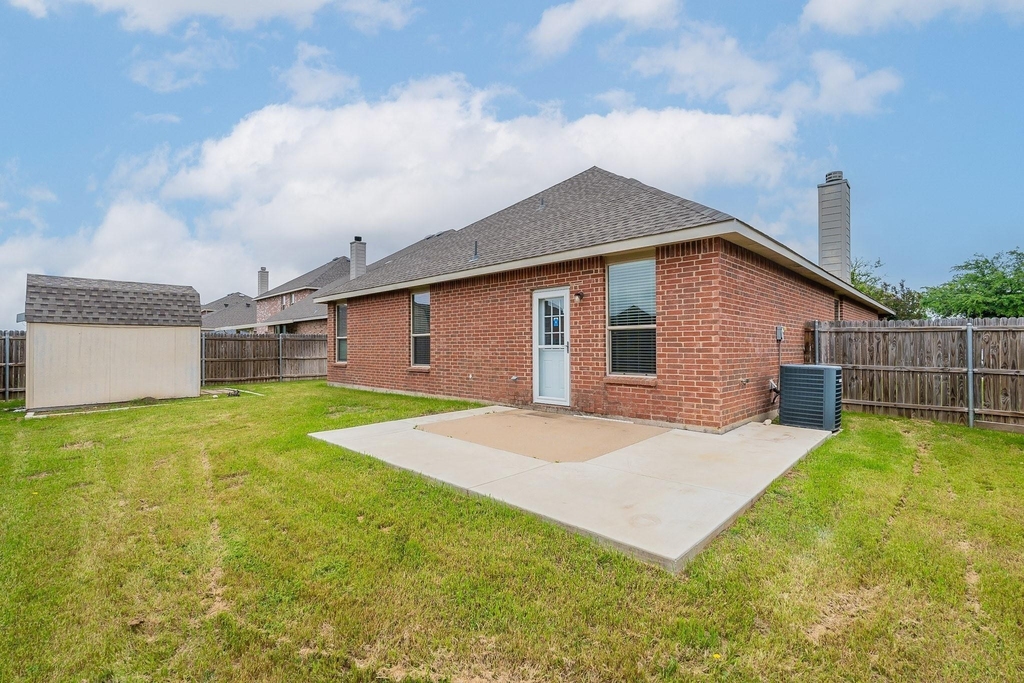 8817 Noontide Drive - Photo 25