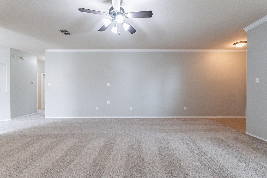 8817 Noontide Drive - Photo 4