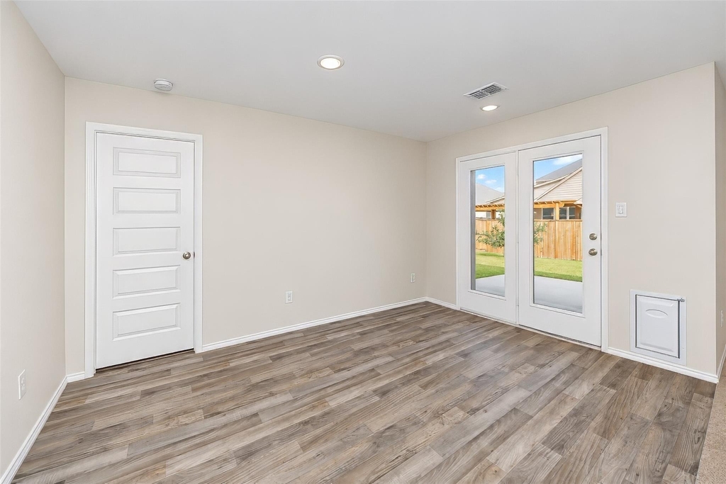 2020 Sun Star Drive - Photo 11