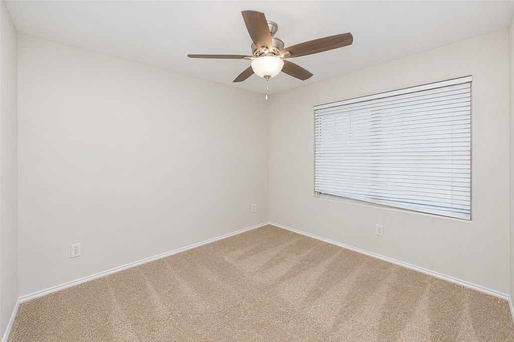 2020 Sun Star Drive - Photo 21