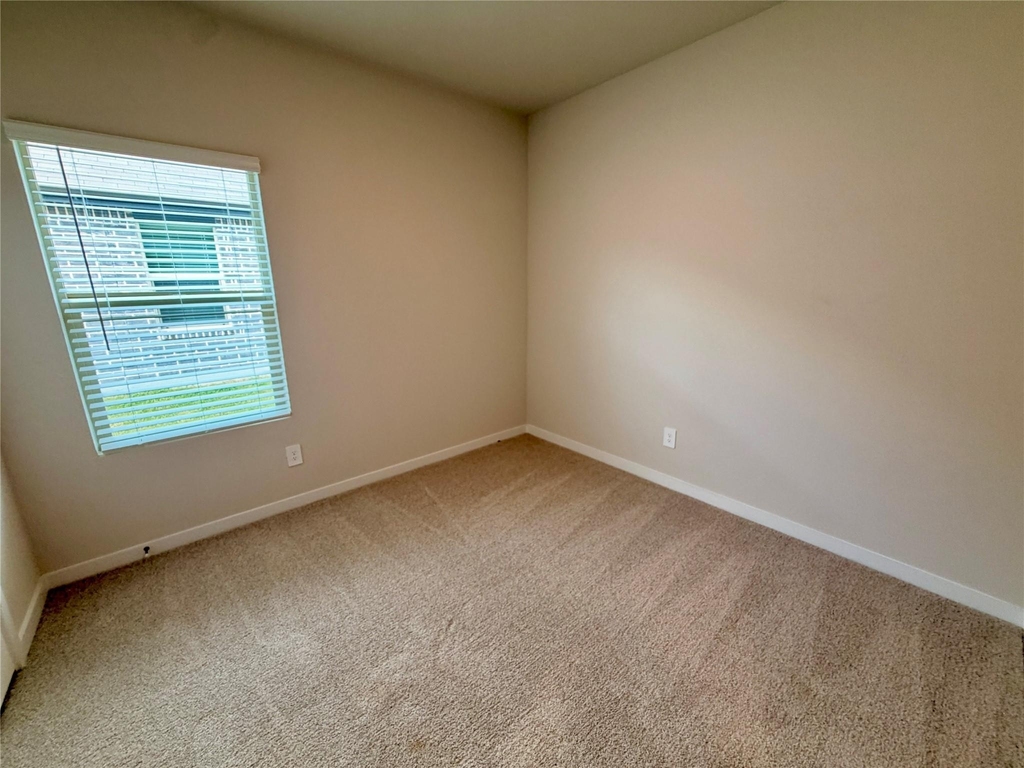 300 Winchester Lane - Photo 8