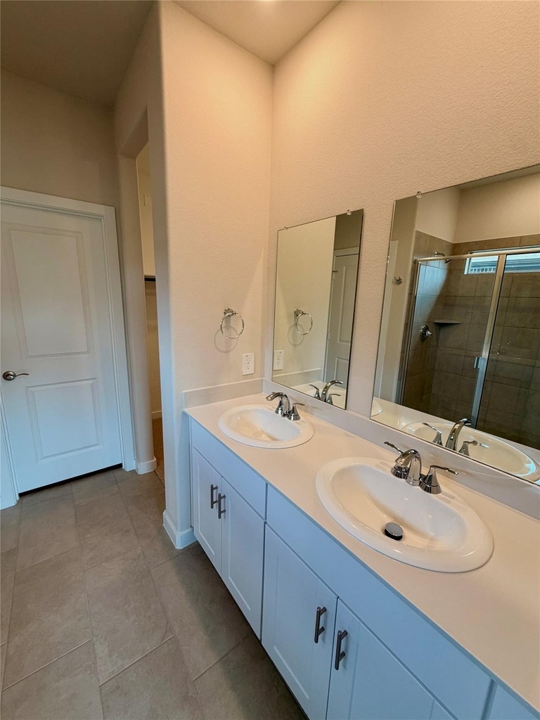 300 Winchester Lane - Photo 3