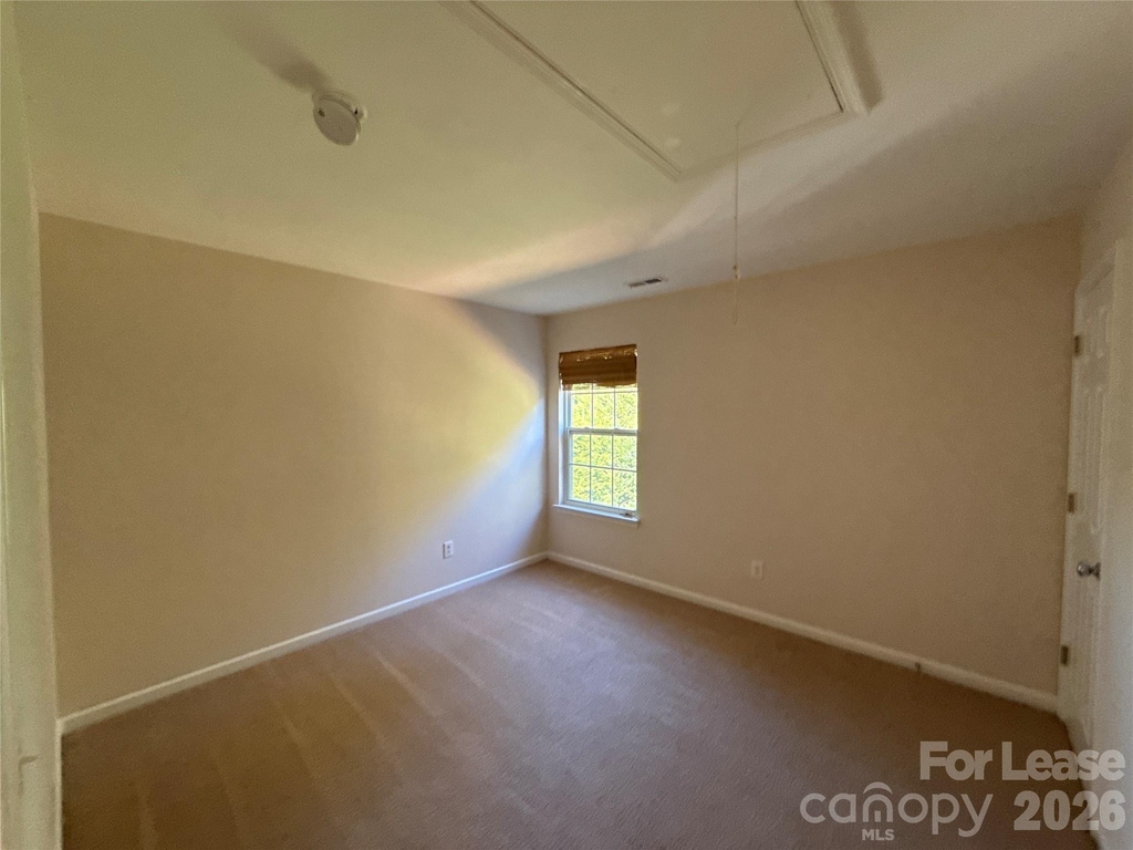 2001 Sipes Place - Photo 23