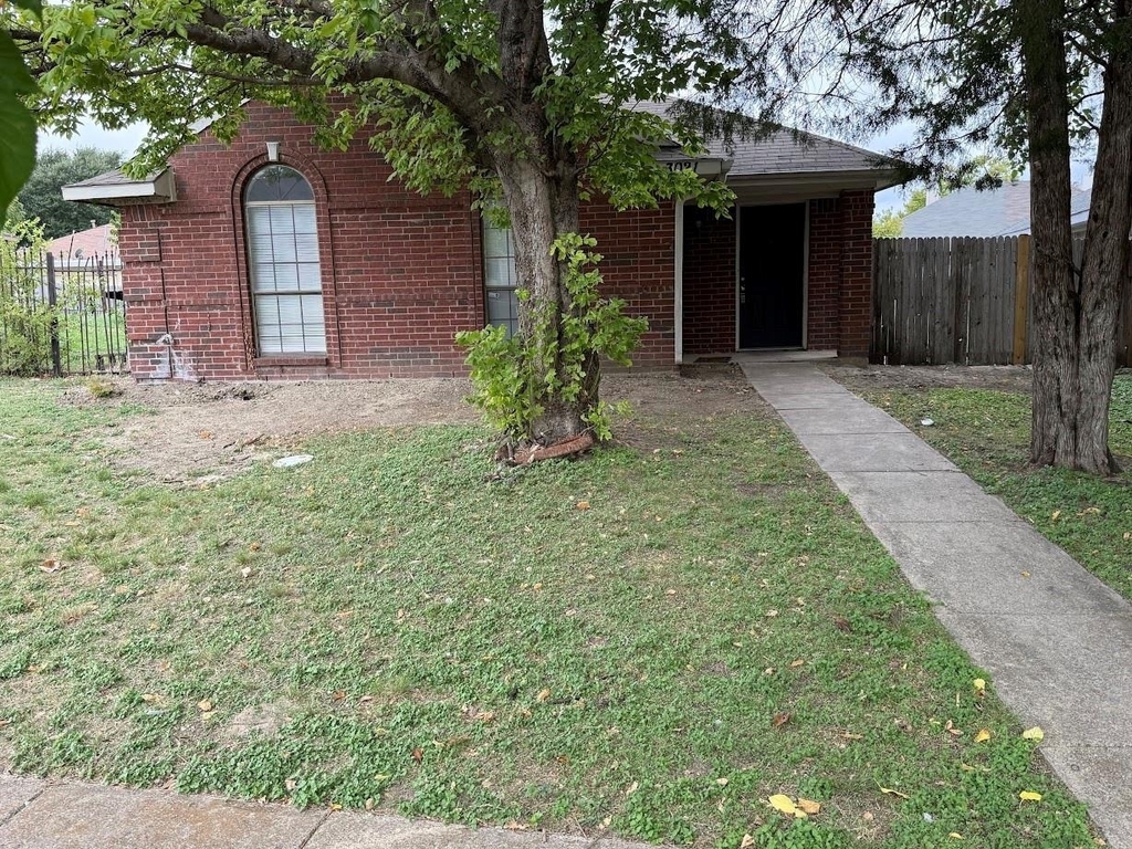 3021 Lawndale Drive - Photo 0