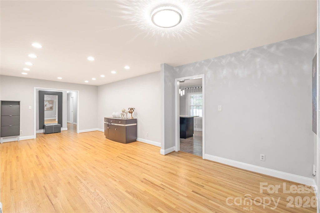 2600 E Providence Drive - Photo 8