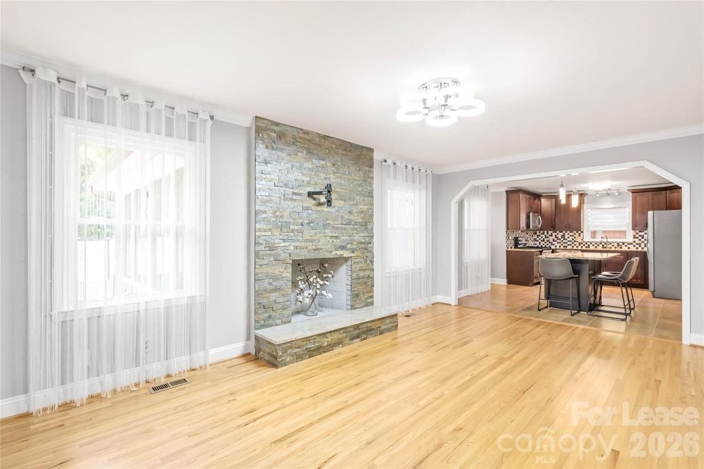 2600 E Providence Drive - Photo 9