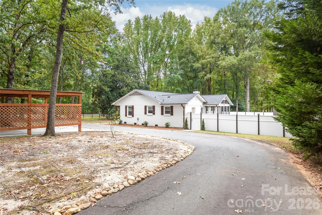 2600 E Providence Drive - Photo 35