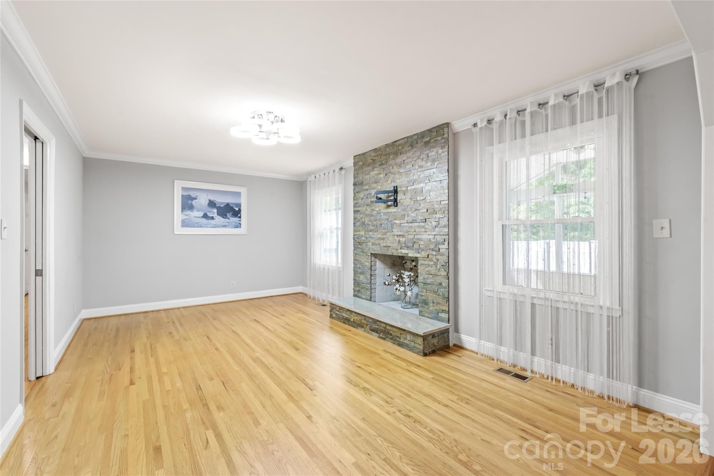 2600 E Providence Drive - Photo 11