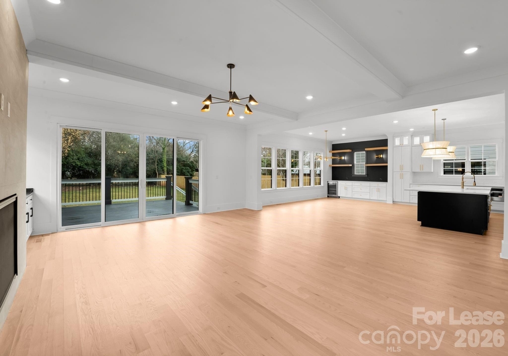 4345 Castleton Road - Photo 4