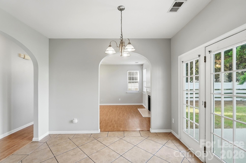 14801 Asheton Creek Drive - Photo 10