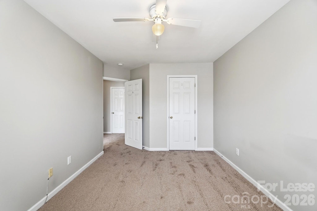 14801 Asheton Creek Drive - Photo 32