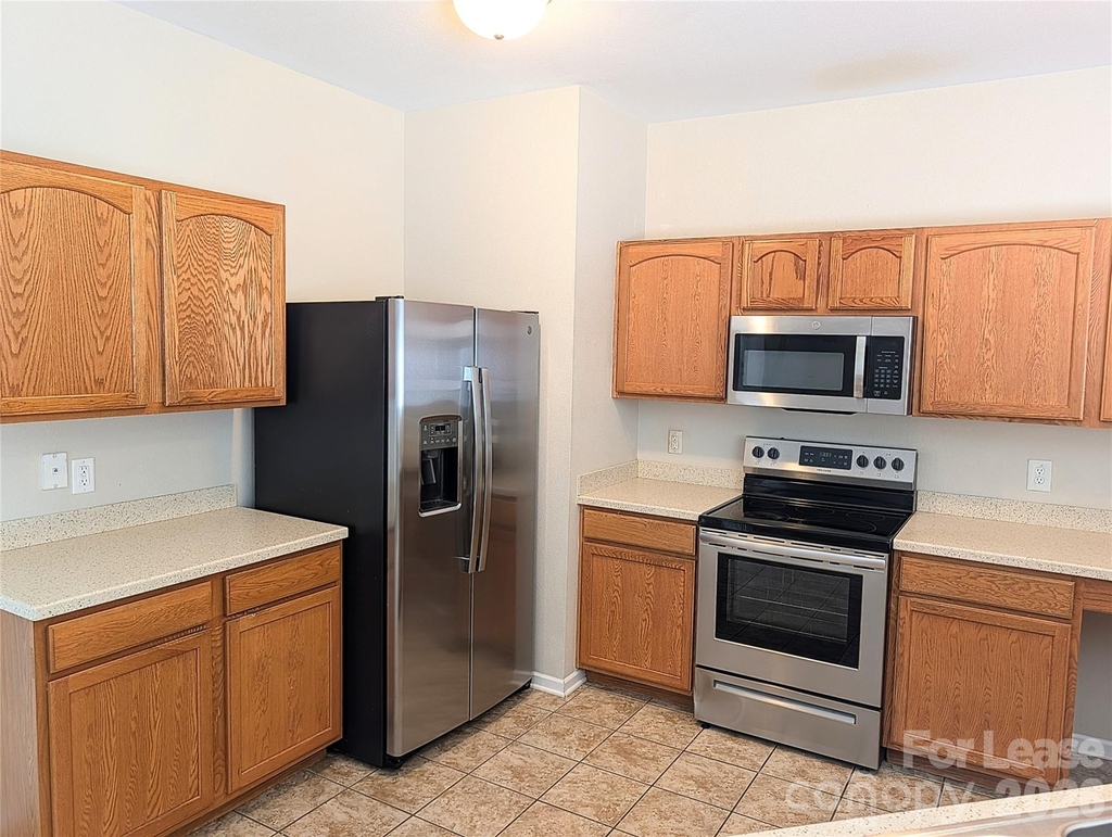 2562 Spring Breeze Way - Photo 7