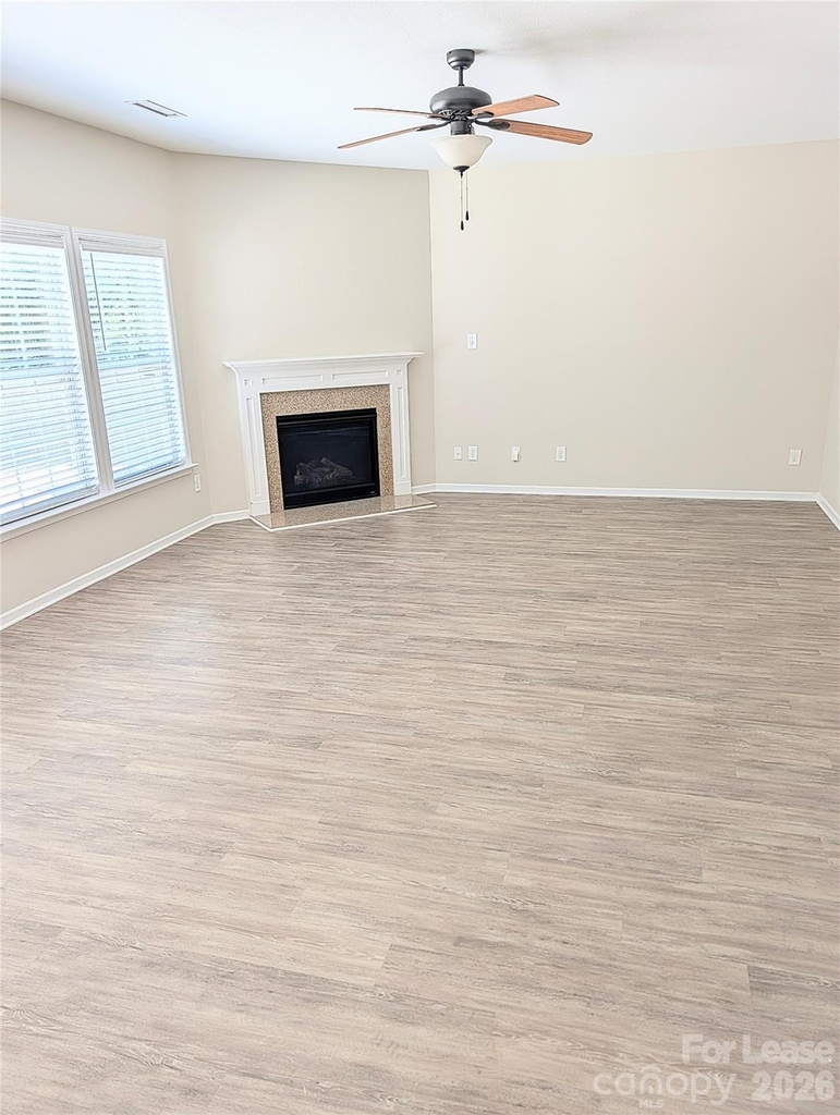 2562 Spring Breeze Way - Photo 4