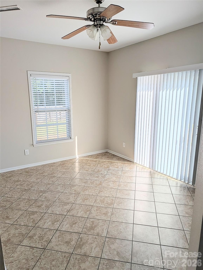 2562 Spring Breeze Way - Photo 5