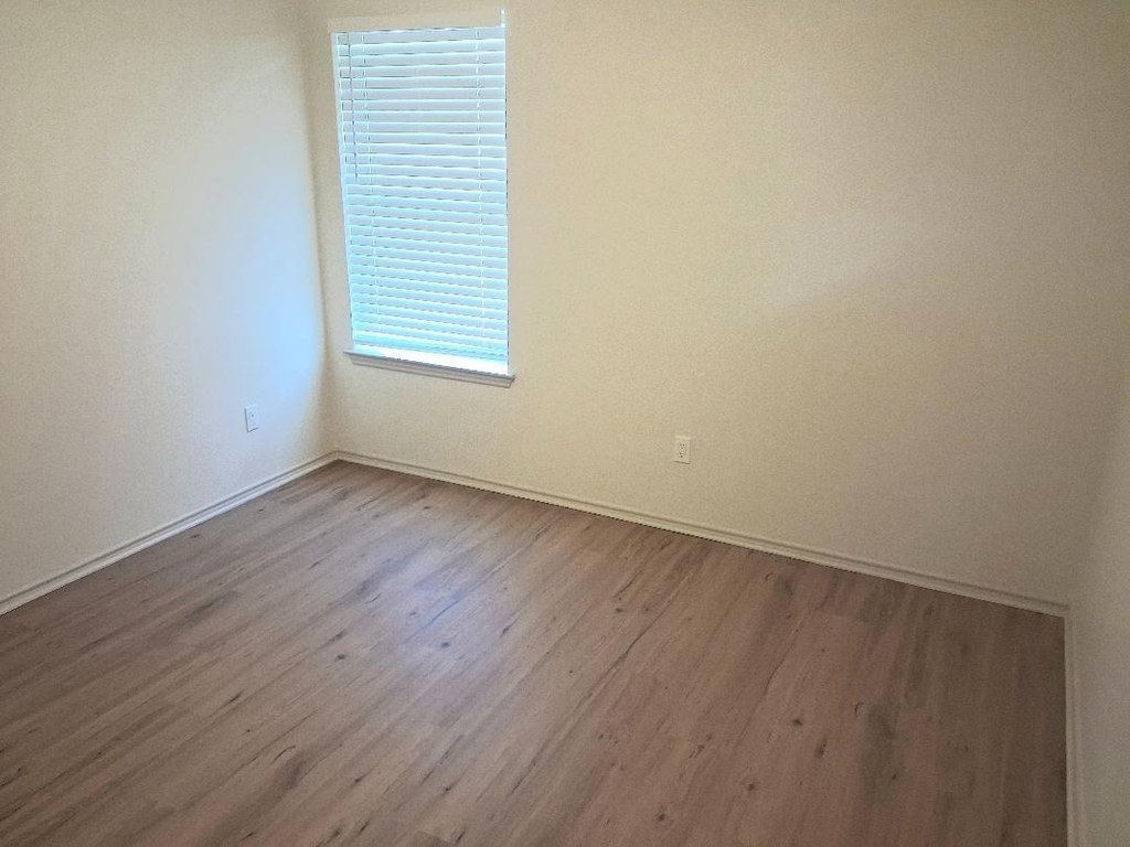 6001 Garden View Drive - Photo 13