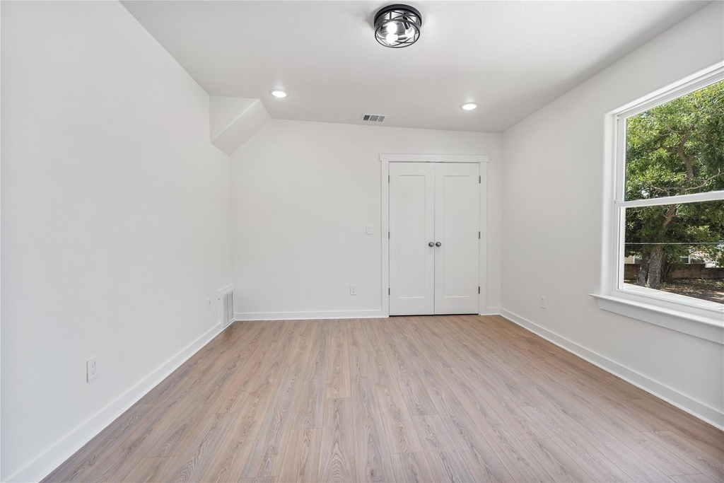 2508 Race Street - Photo 5