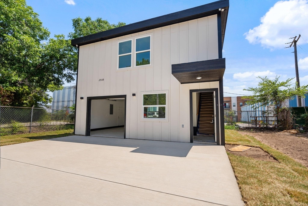 2508 Race Street - Photo 6