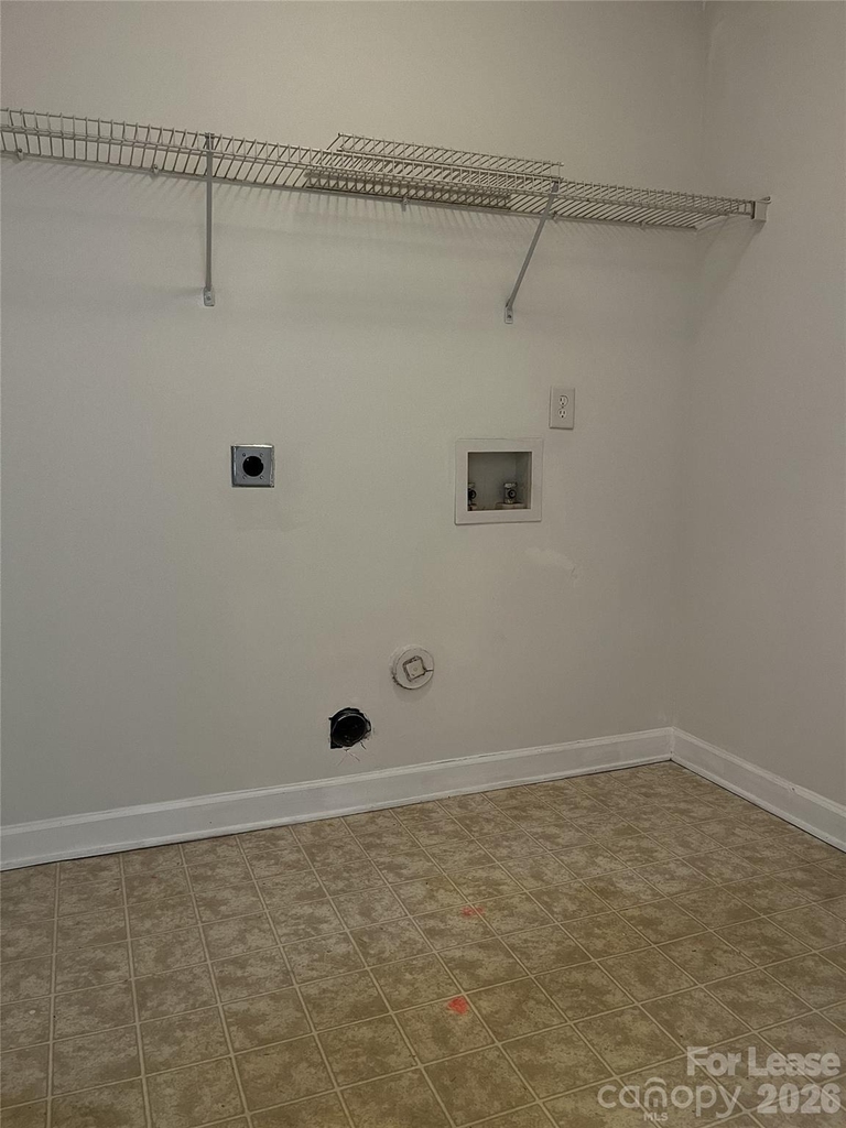 1404 Jordans Pond Lane - Photo 18