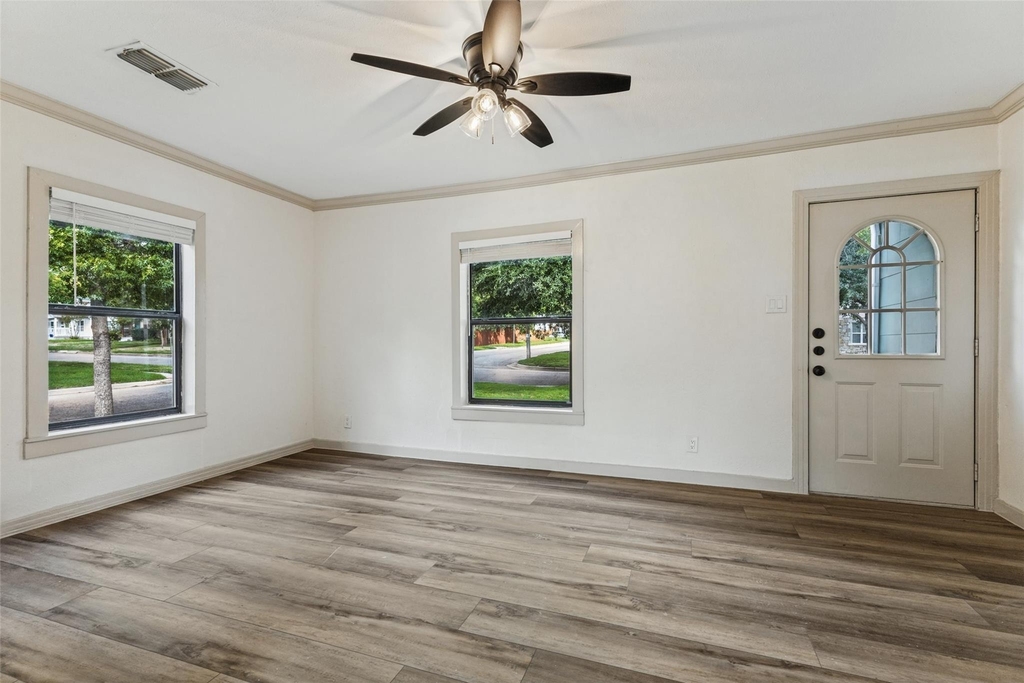 3625 El Campo Avenue - Photo 2