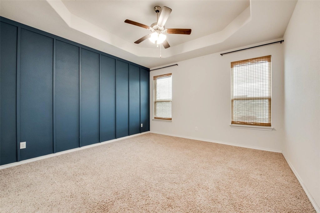 709 Falcon Road - Photo 13