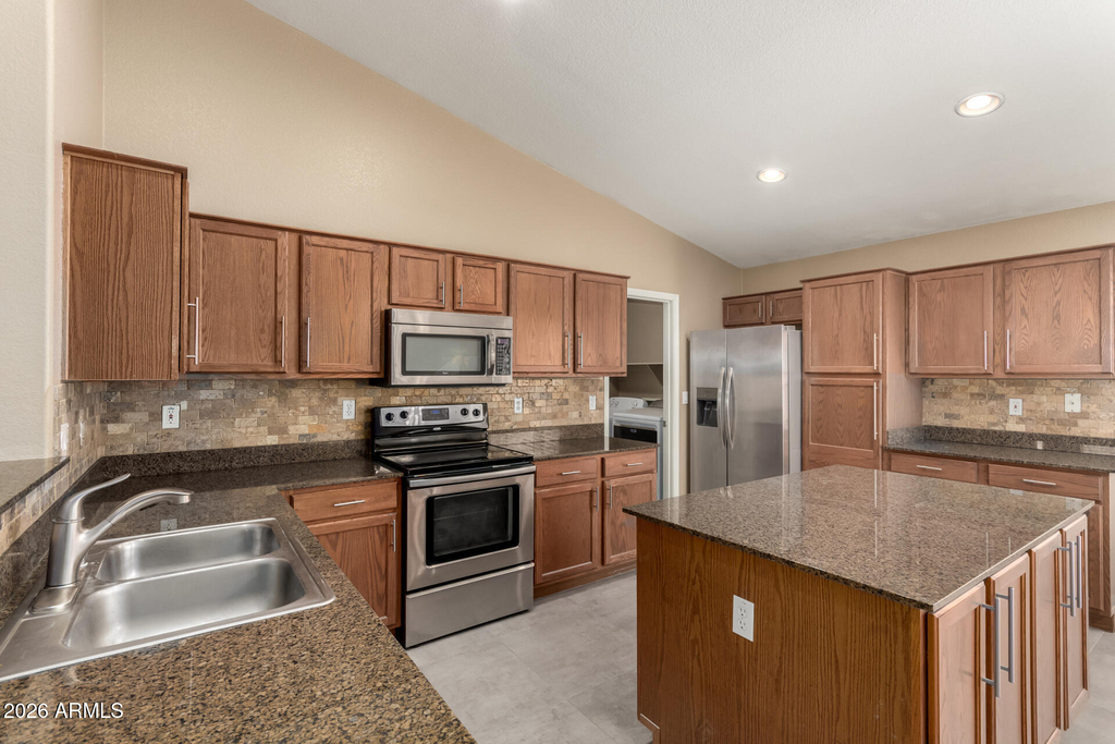 16214 W Young Street - Photo 13
