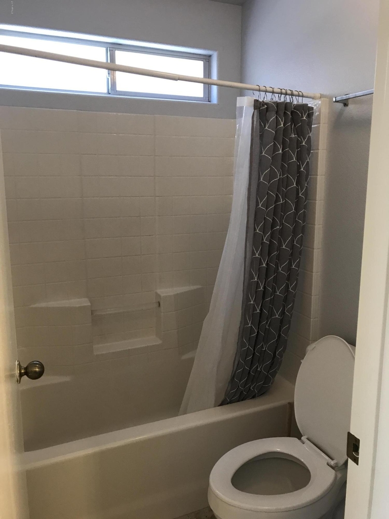 17407 N 28th Avenue - Photo 20