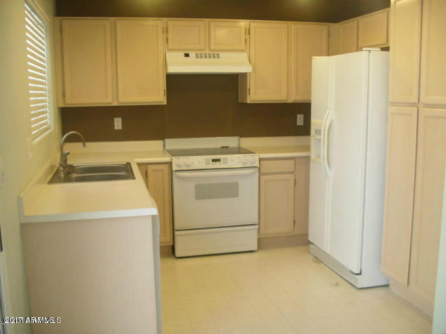17407 N 28th Avenue - Photo 7