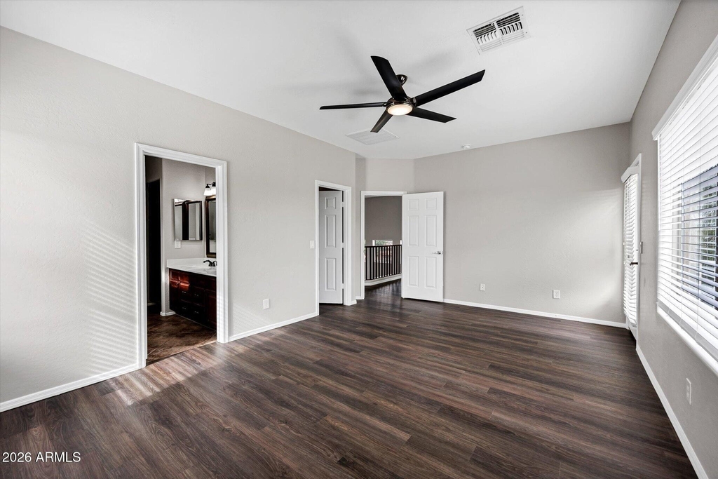 2886 N Paisley Avenue - Photo 23