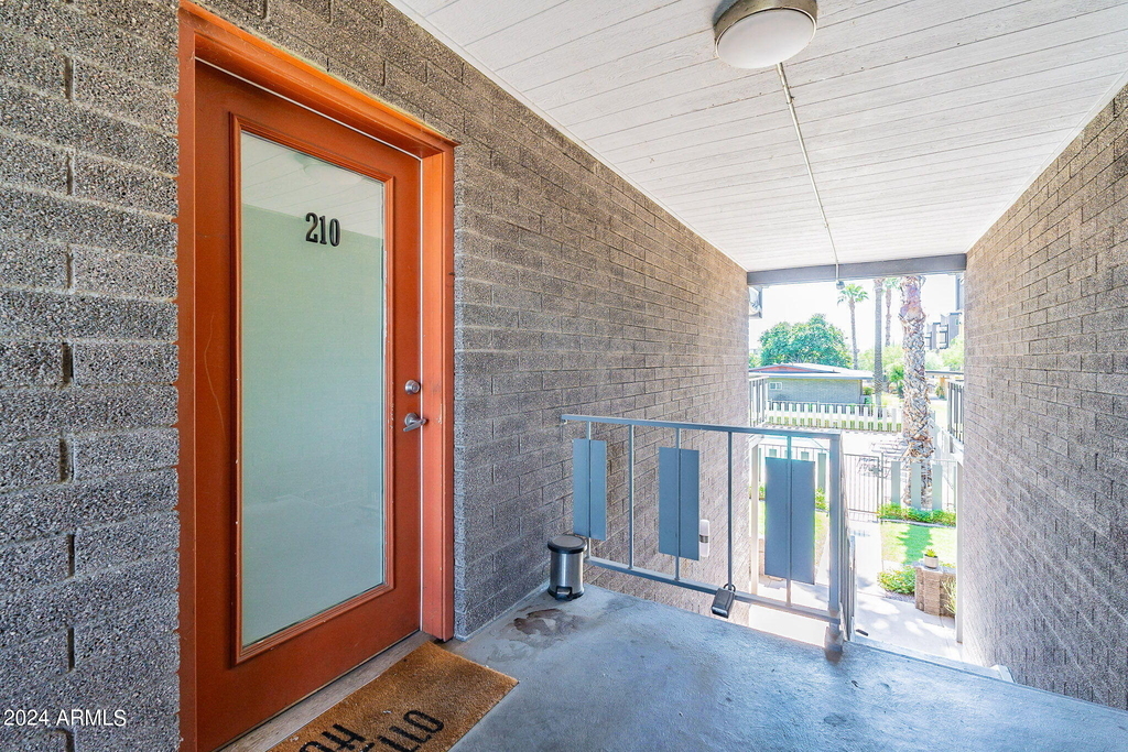 1630 E Georgia Avenue - Photo 2
