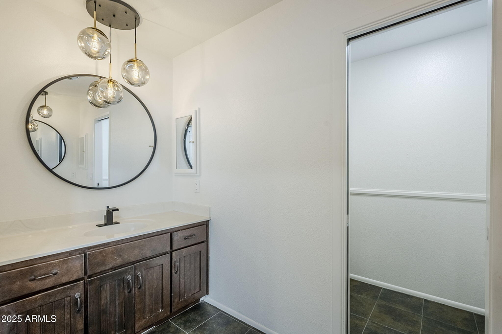 7654 E Minnezona Avenue - Photo 24