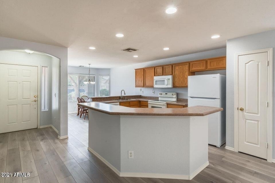730 E Anastasia Street - Photo 6