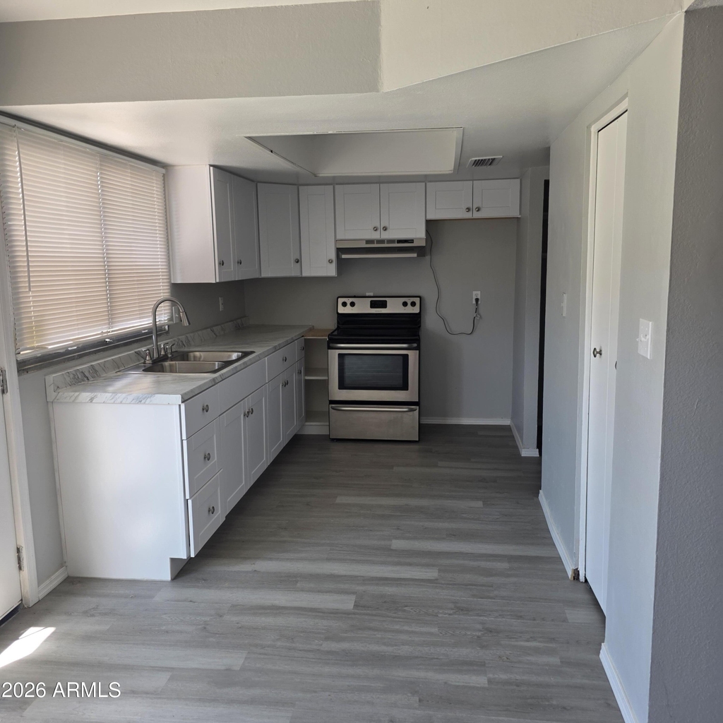 2640 W Coolidge Street - Photo 4