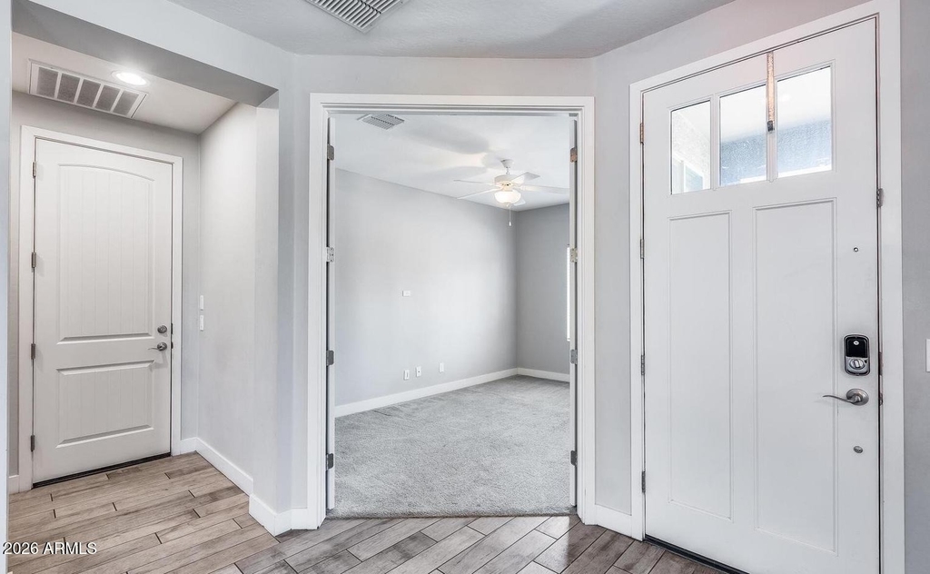 246 W White Oak Avenue - Photo 10
