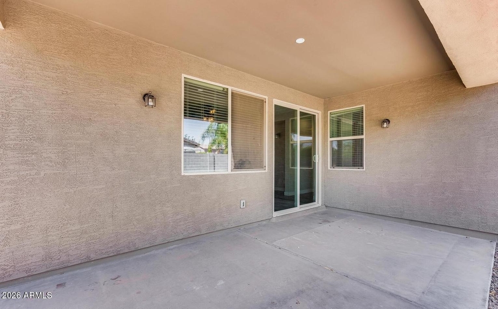 246 W White Oak Avenue - Photo 42