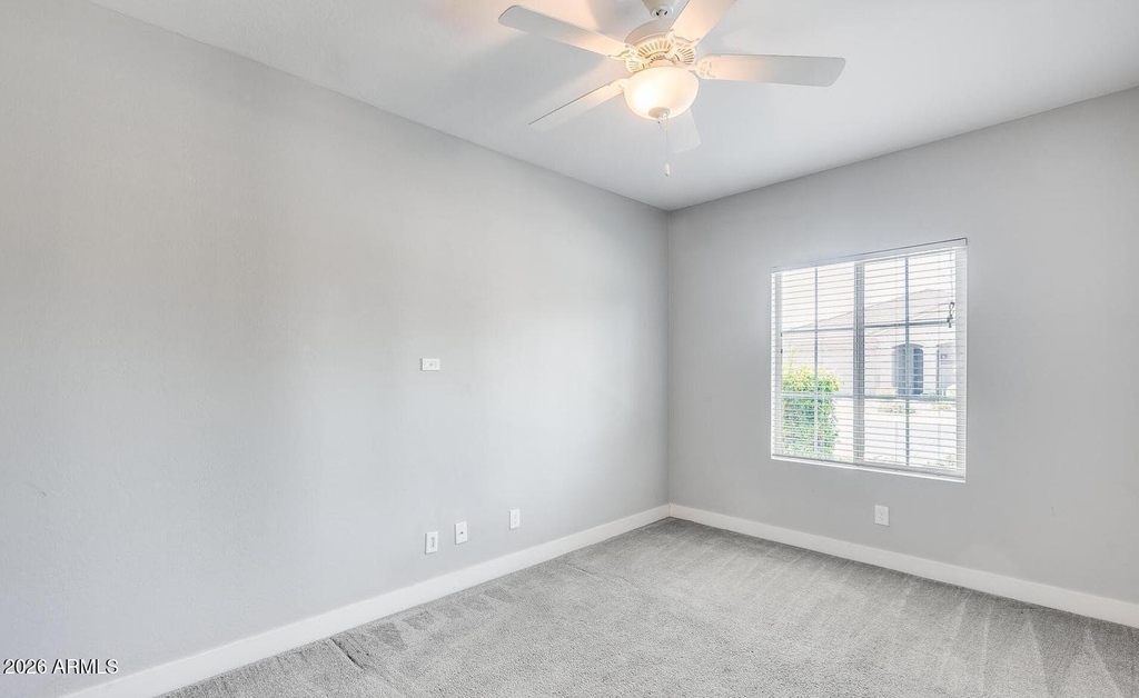 246 W White Oak Avenue - Photo 11