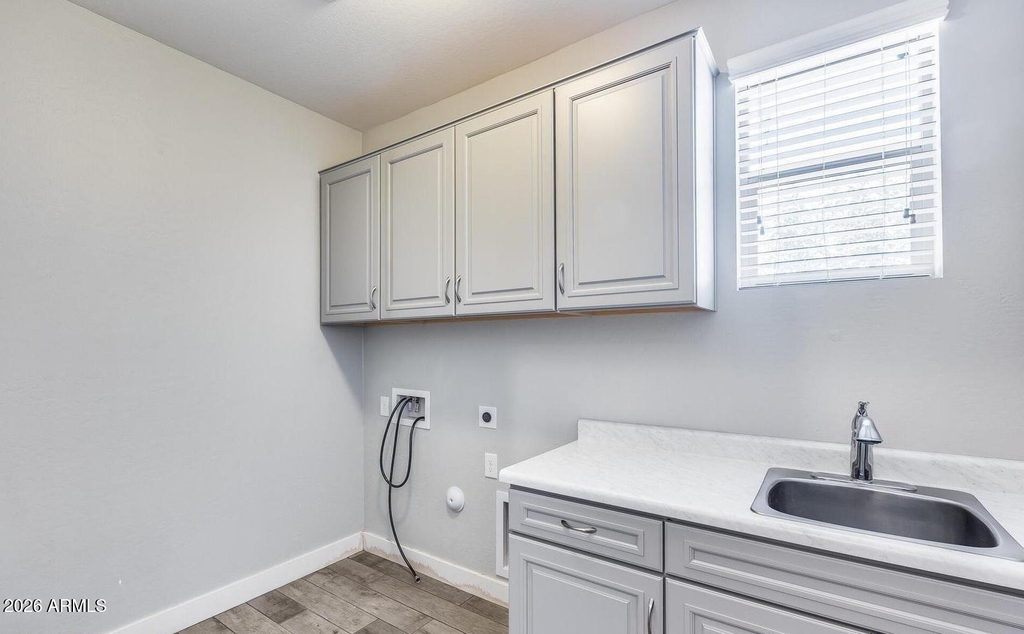 246 W White Oak Avenue - Photo 23