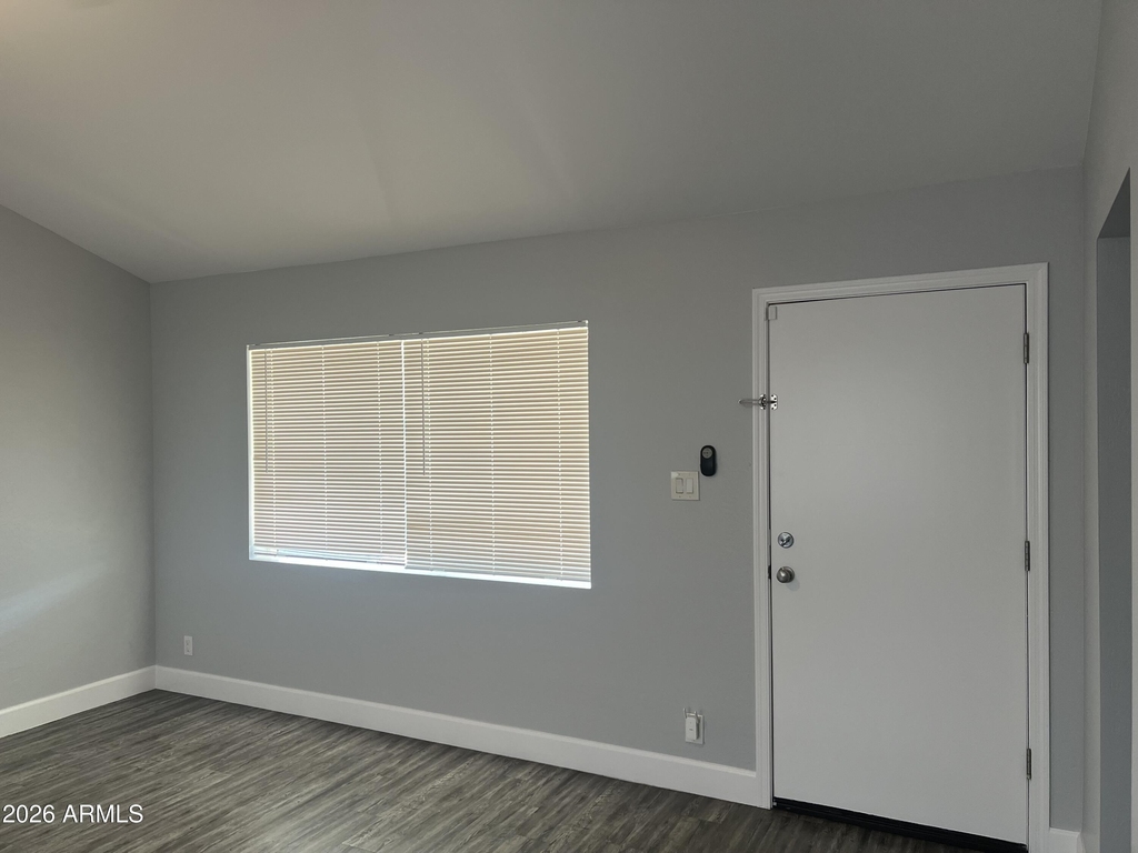 213 S Doran -- - Photo 0