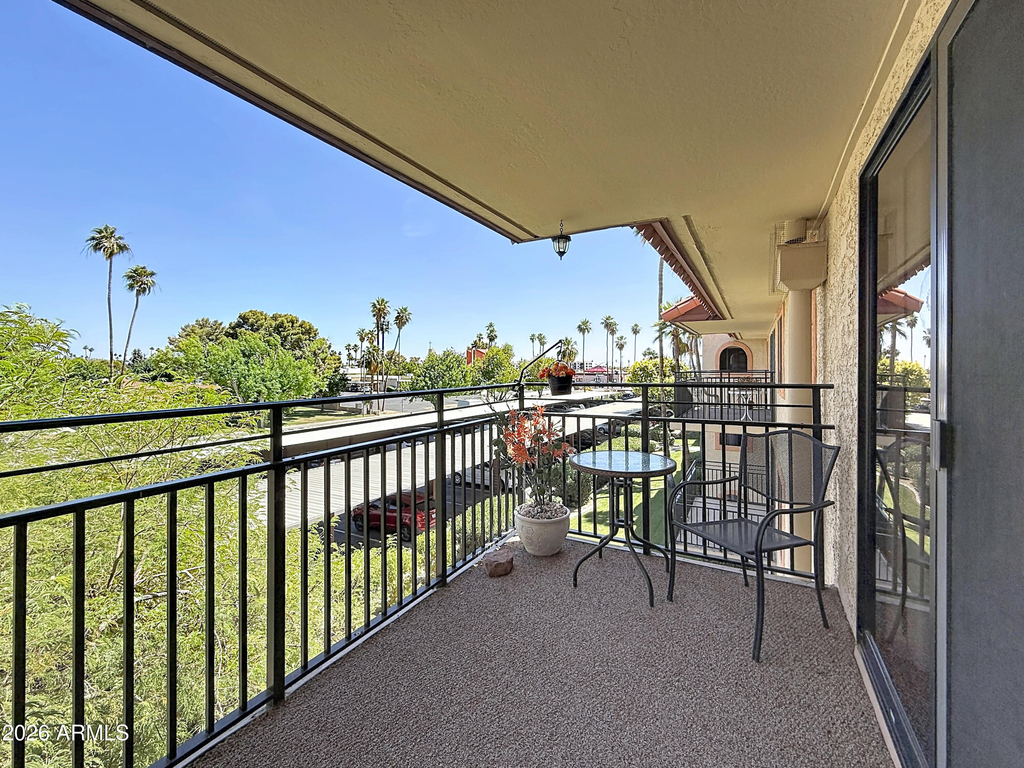 10330 W Thunderbird Boulevard - Photo 0
