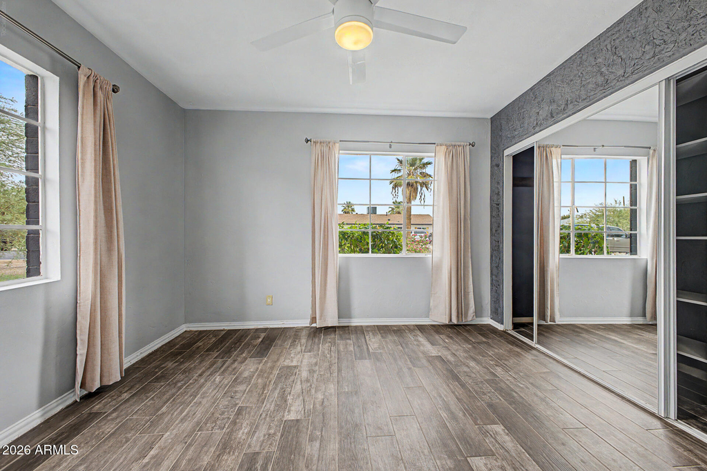 4238 N 10th Place - Photo 10