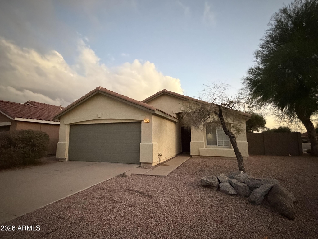 2257 E Flintlock Place - Photo 1