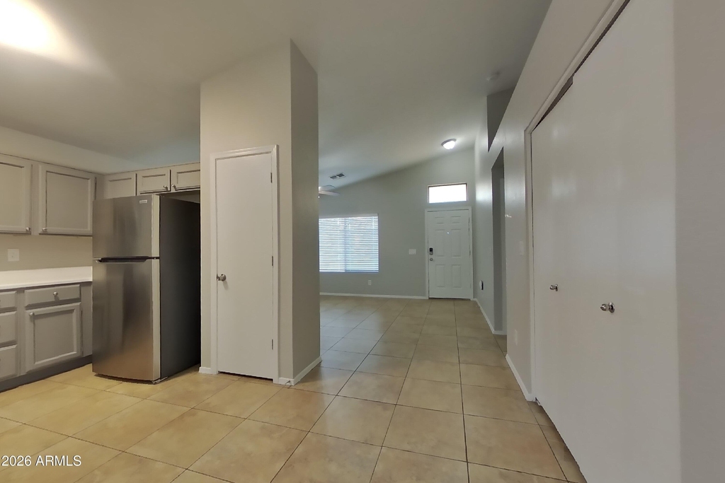 11302 W Orchid Lane - Photo 3