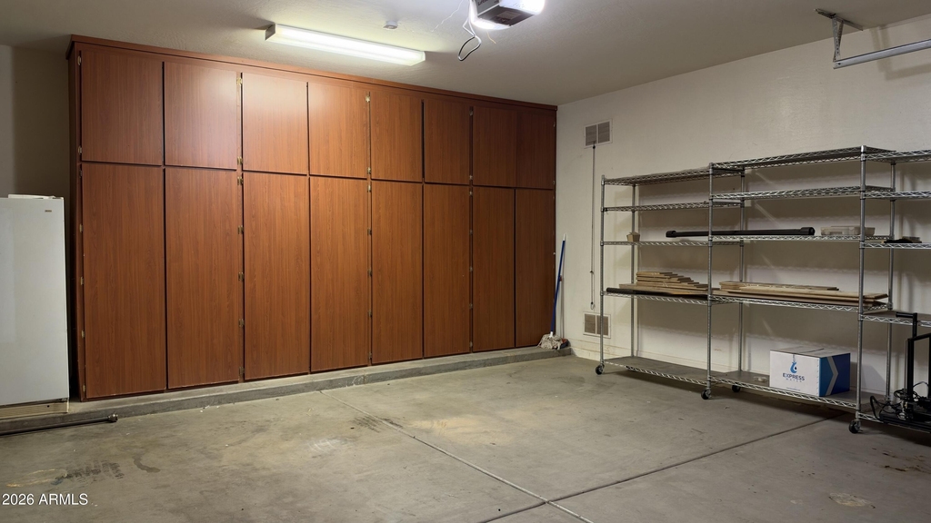3903 E Lafayette Avenue - Photo 44