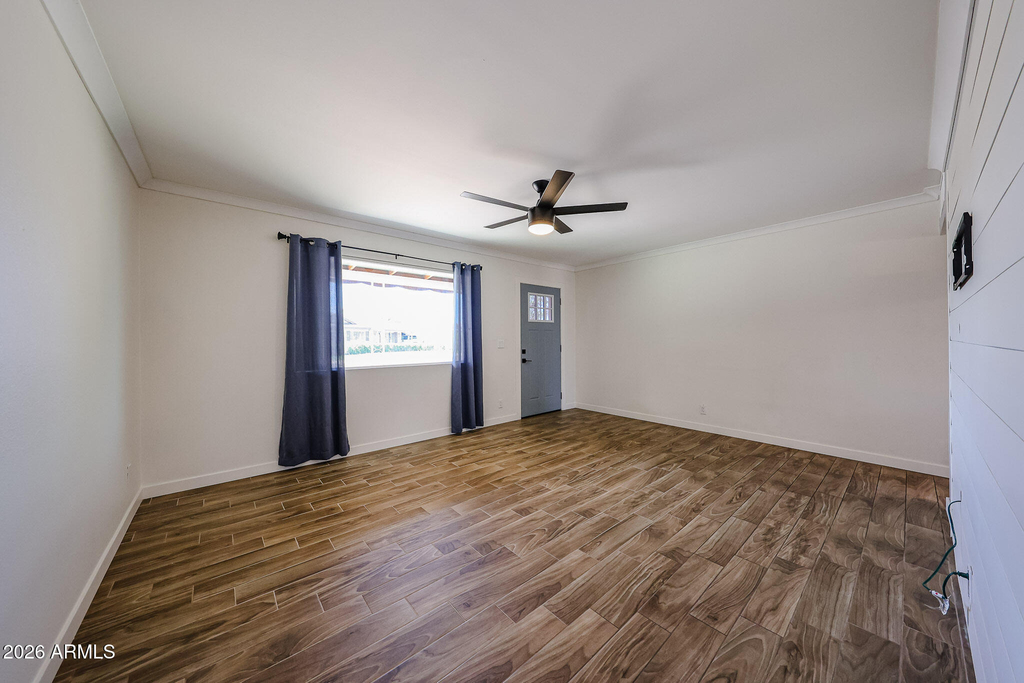 7308 E Pierce Street - Photo 2