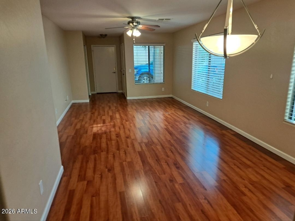 125 N 22nd Place - Photo 1