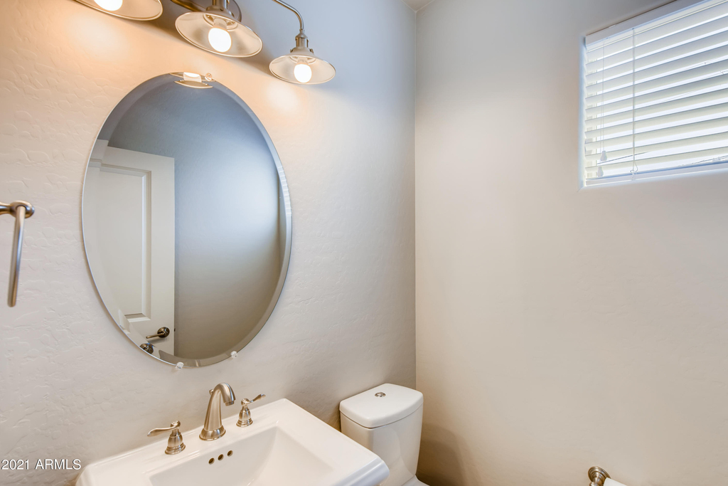 3721 E Cheery Lynn Road - Photo 12