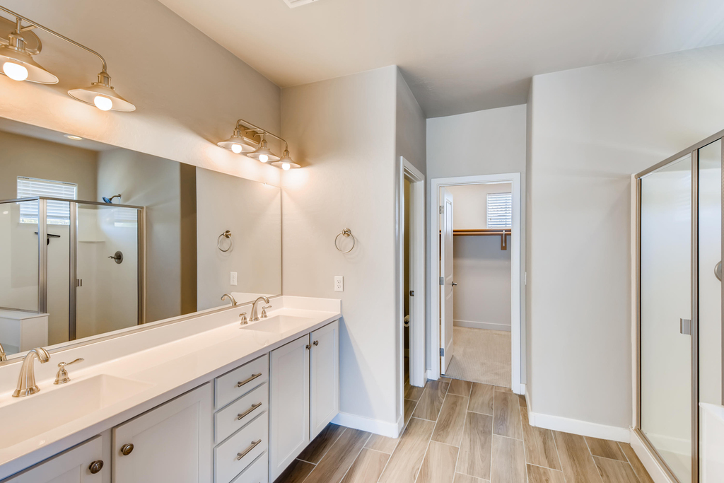 3721 E Cheery Lynn Road - Photo 15