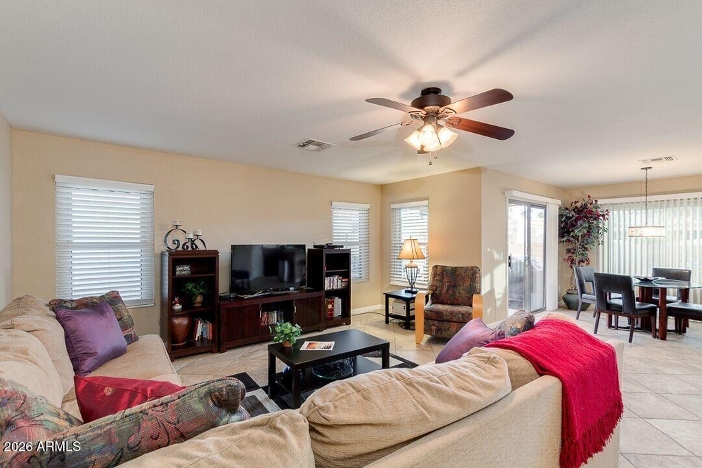 739 E Michigan Avenue - Photo 2