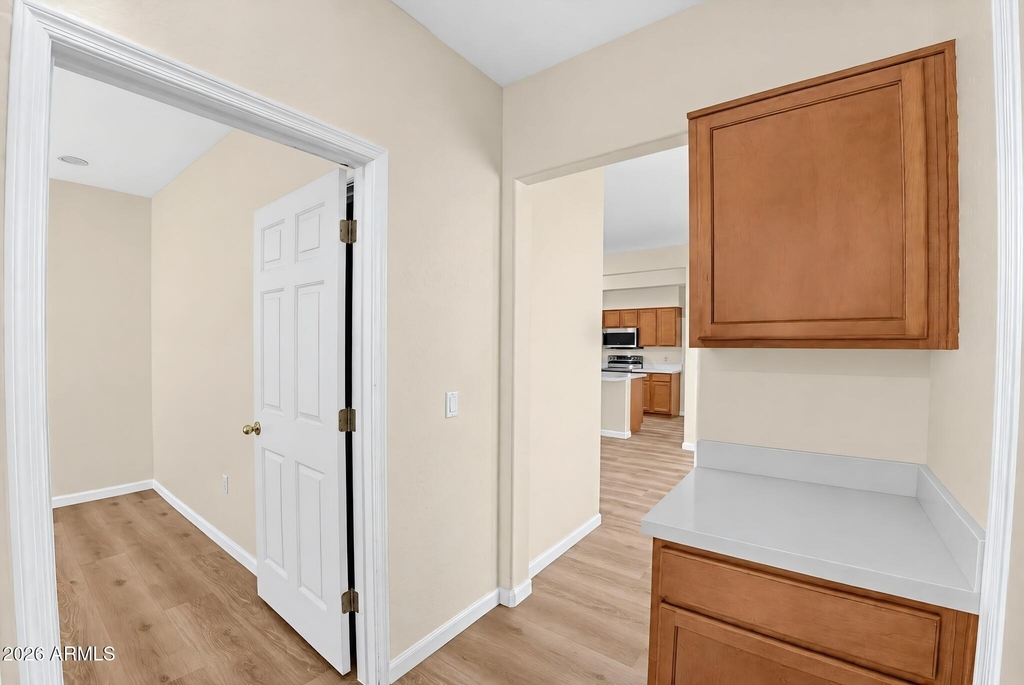 525 N Miller Road - Photo 11