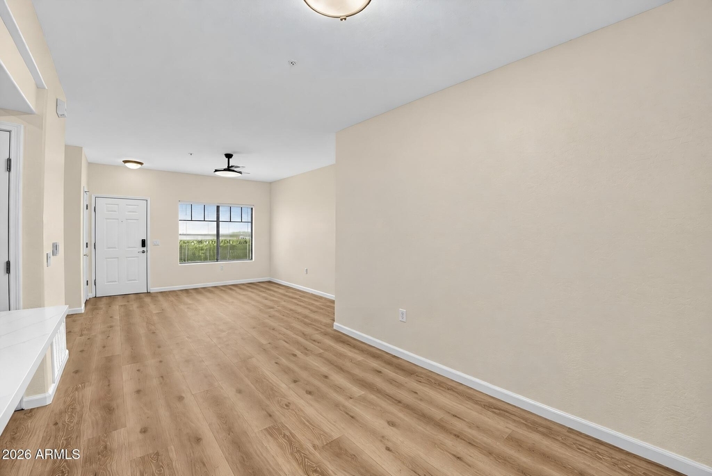 525 N Miller Road - Photo 9